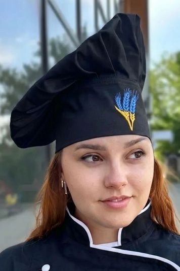 Поварской колпак с вышивкой "Три колоска" саржа черный Амадін велкро - Форма повара